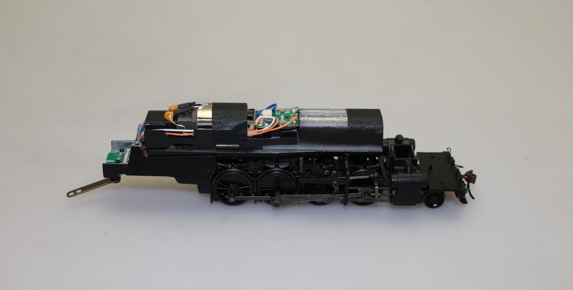 (image for) LOCO CHASSIS (HO 2-8-2) MIKADO DCC